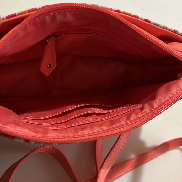 Vera Bradley Coral Confetti Stripe Small Zip Crossbody - Picture 5 of 9